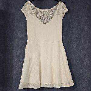 Elegant Cream Lace Dress